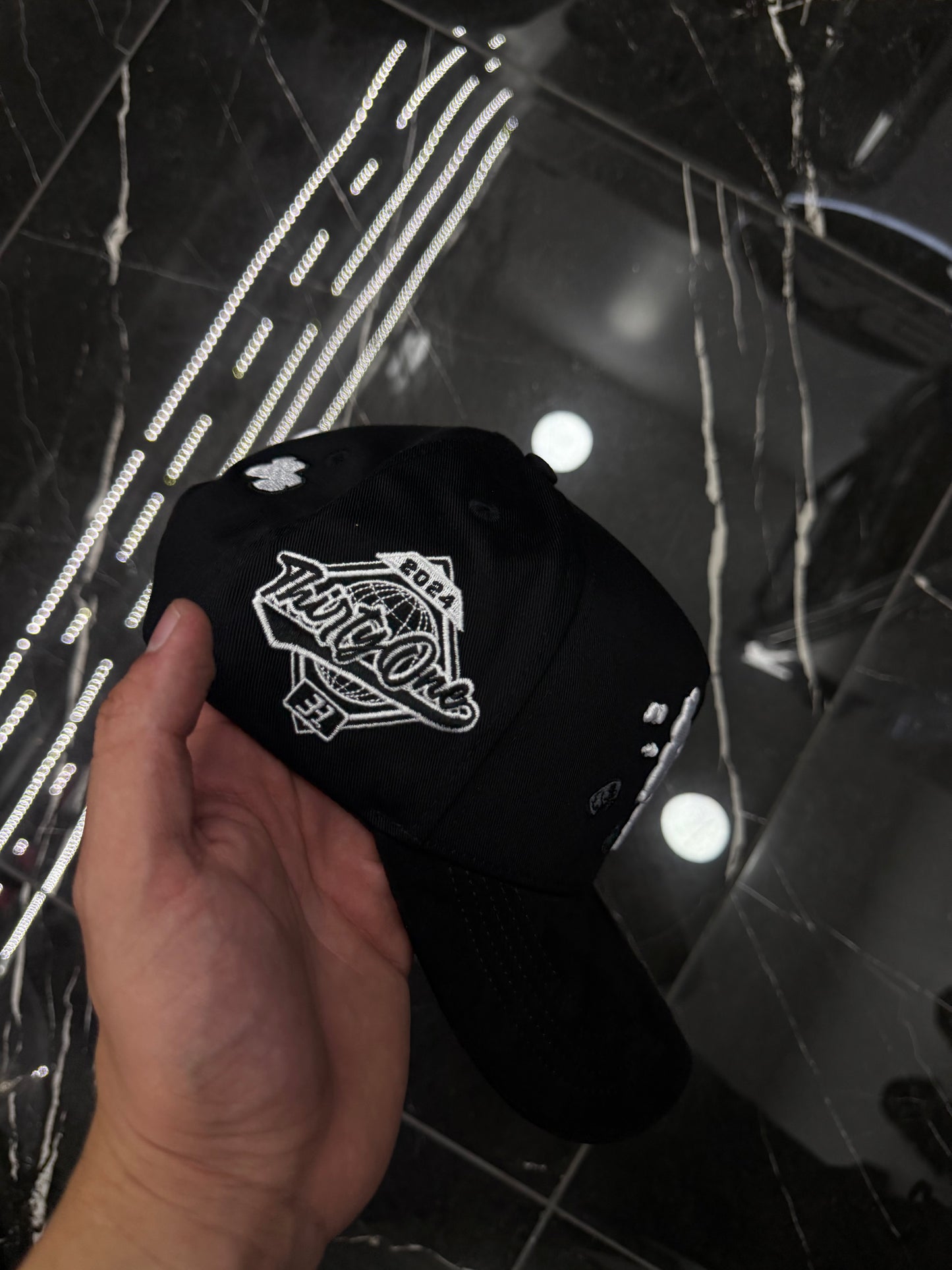 31 Hats La Cloud