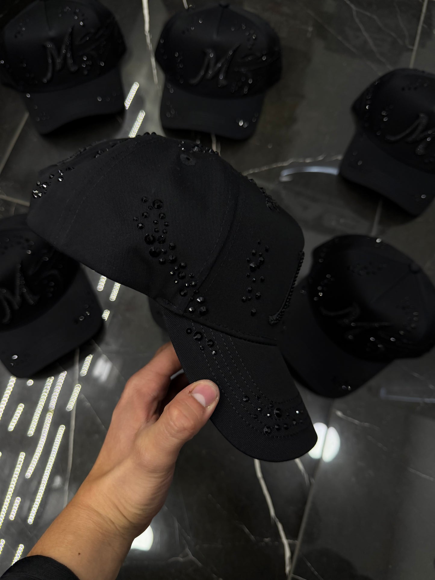 31 Hats x el mago Black