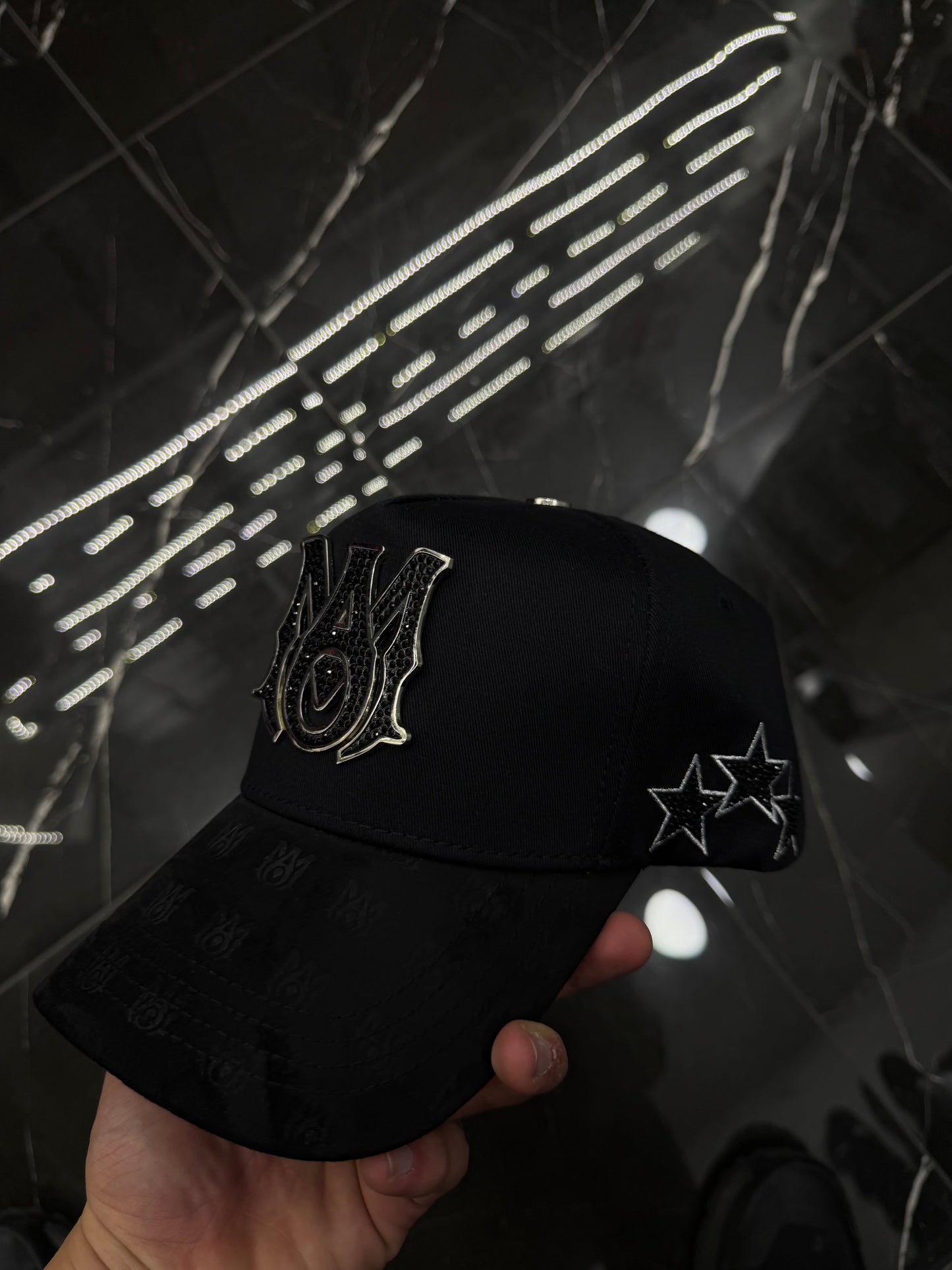 Amiri Bigg Boss metal