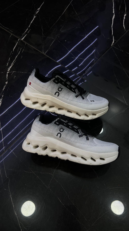 Tenis On Cloud