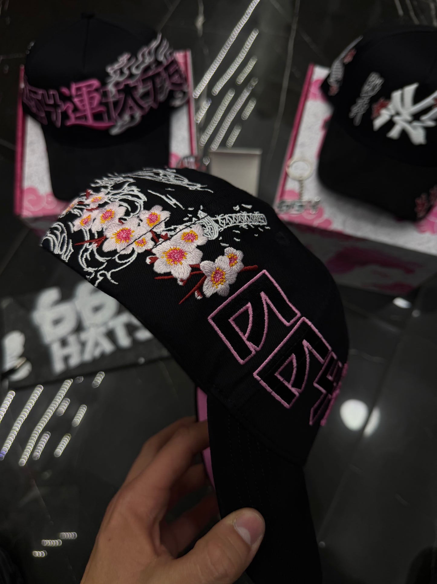 664 hats letras chinas rosa