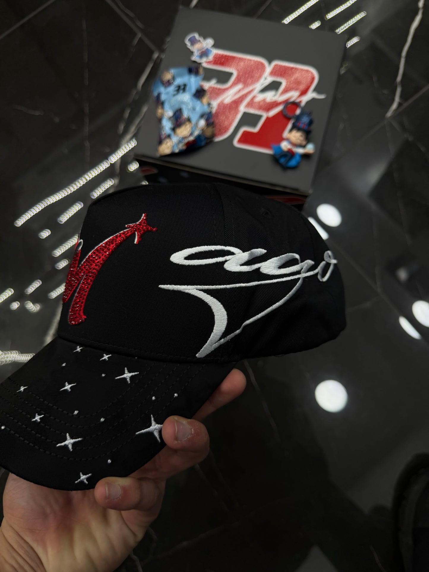 31 Hats x El Mago rojo