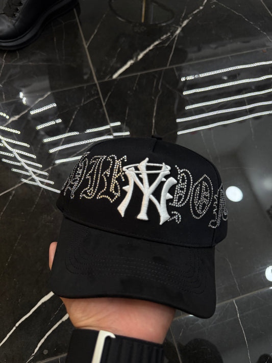 31 Hats New York Crystal