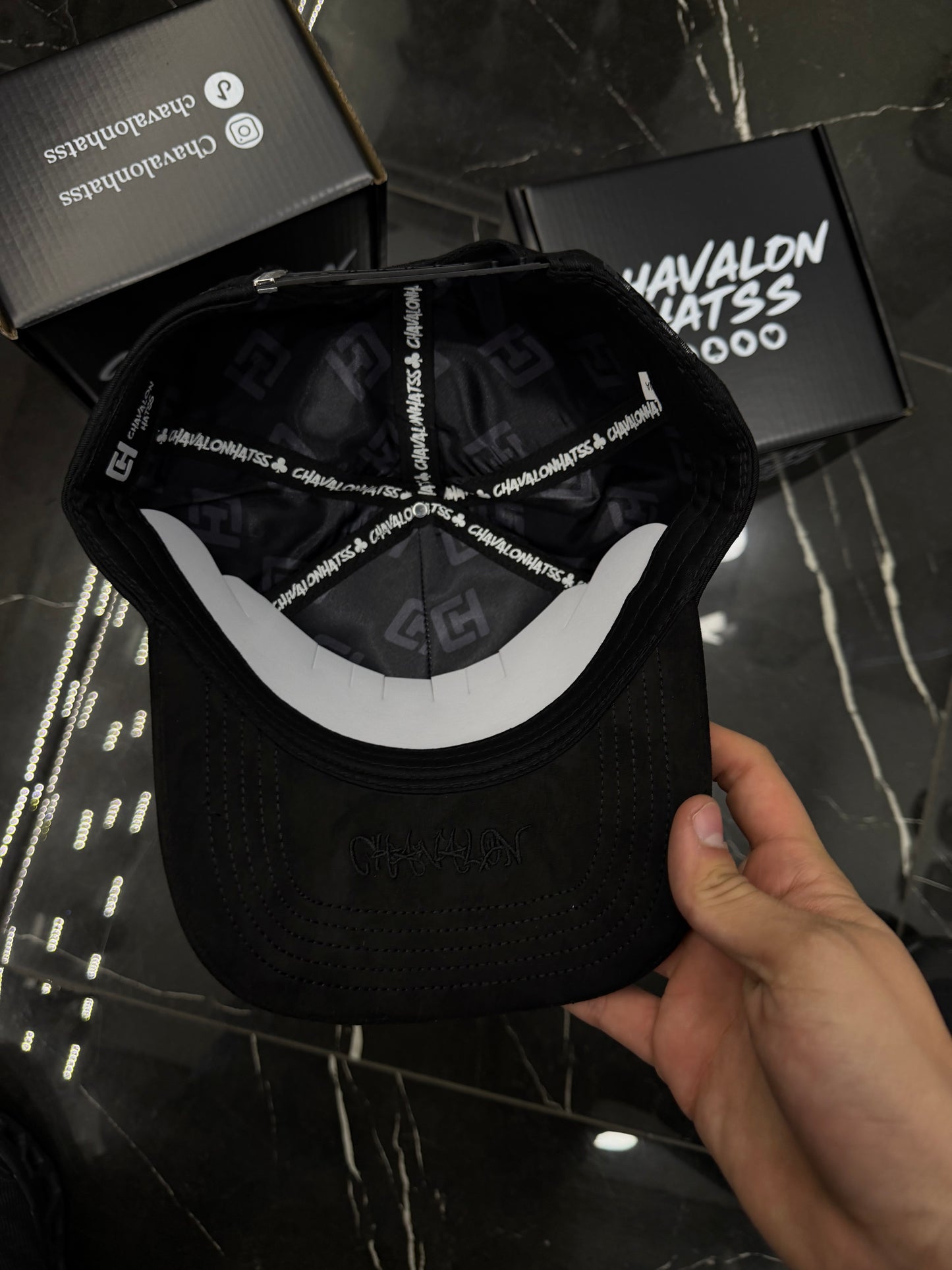 Chavalon hats Tía Juana